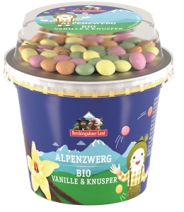 17324JOGURT WANILIOWY Z DRAŻETKAMI CZEKOLADOWYMI BIO 137 g - BERCHTESGADENER LAND-1