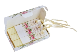 48634ZAWIESZKA ZAPACHOWA MYDLANA BOUQUET (3 szt) 165 g - LA DIVA-2